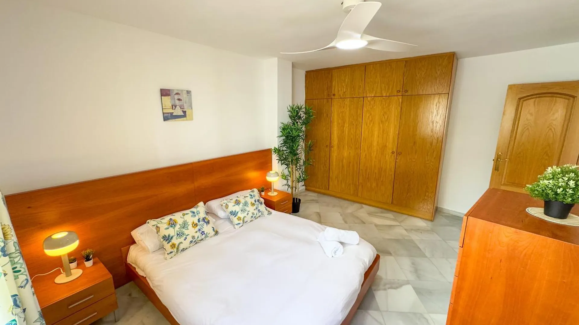Torrequebrada Views - Turistea Apartamento Benalmádena 0*,  Espanha