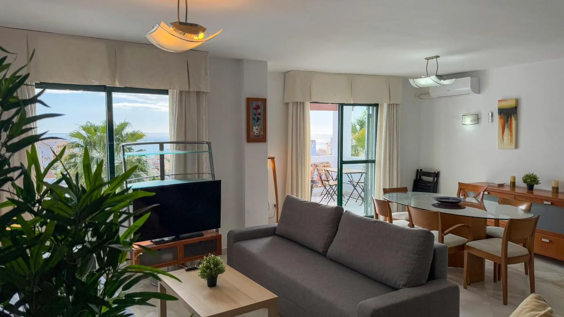 Appartement Torrequebrada Views - Turistea à Benalmádena Espagne
