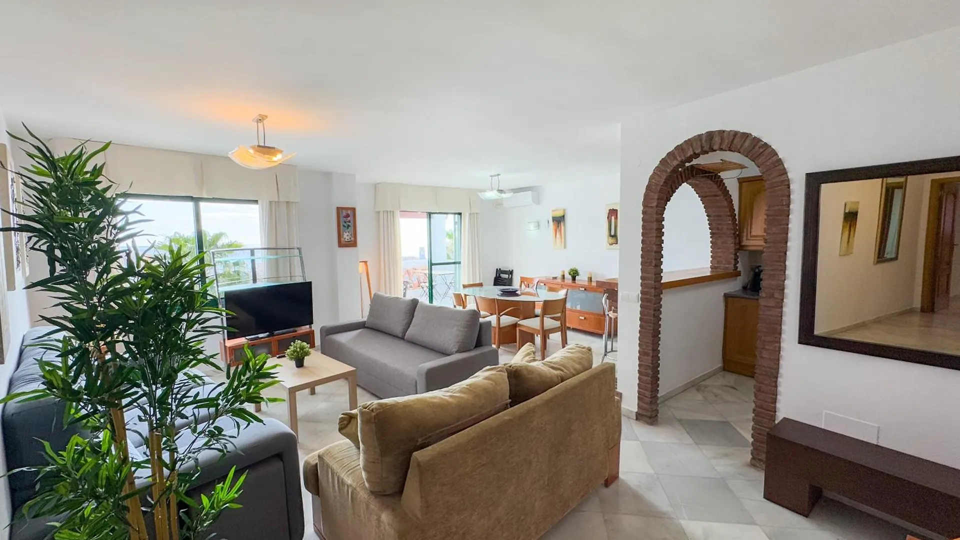 Torrequebrada Views - Turistea Apartamento Benalmádena