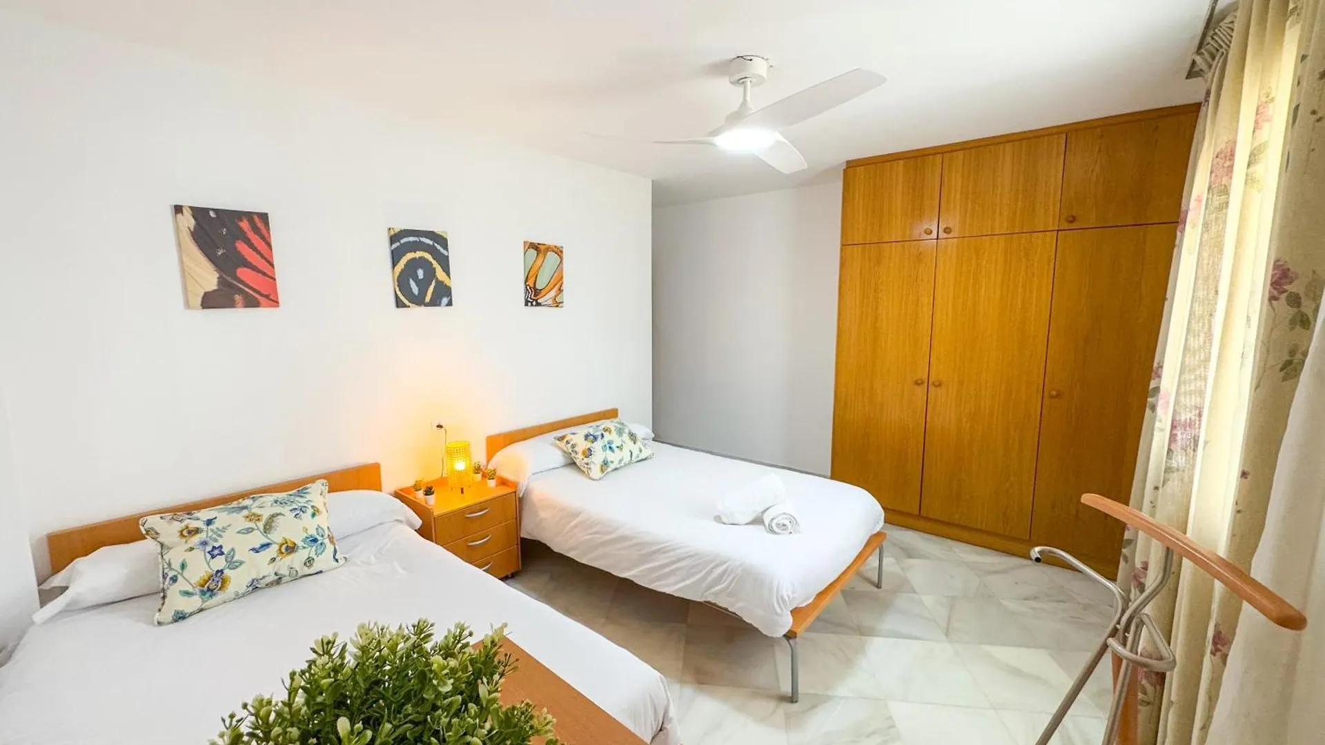 Appartement Torrequebrada Views - Turistea à Benalmádena